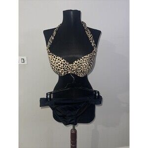 Victoria's Secret Swim Set The Unforgettable Demi Top(32D) Black Bottom Small